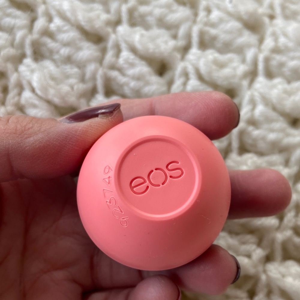 🆕EOS Coral Lip Balm